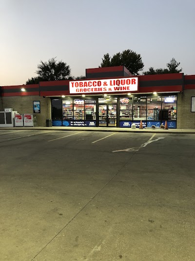 Zzoom Liquor & Tobacco