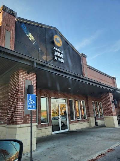 Buffalo Wild Wings Gril #3170