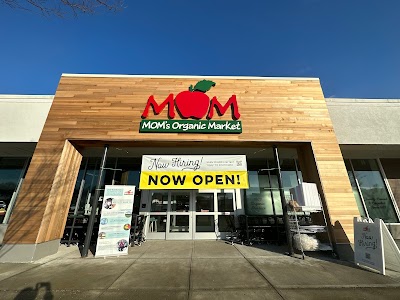 Mom's Organic Market - Burlington