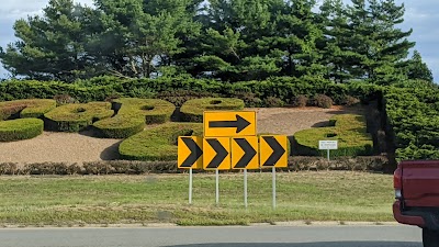 Bourne Bridge Liquors