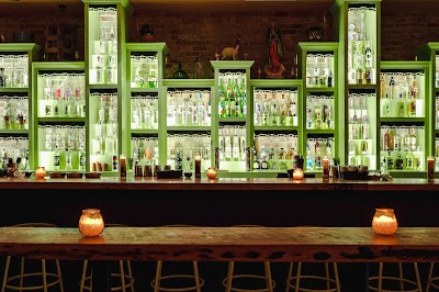 7 Grand & Las Perlas