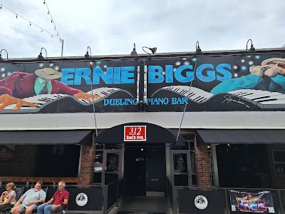 Ernie Bigg's
