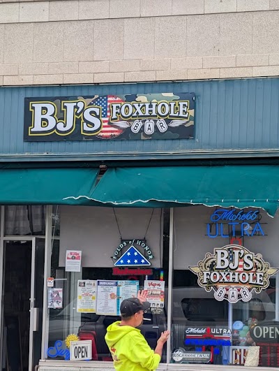 Bj S Foxhole