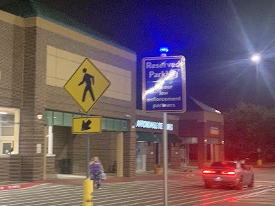 Walmart Neighborhood Ma #5613