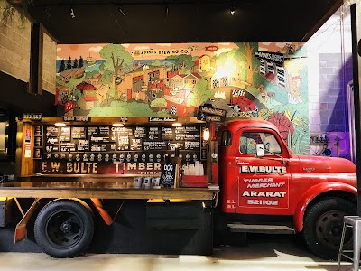 4 Pines Truckbar