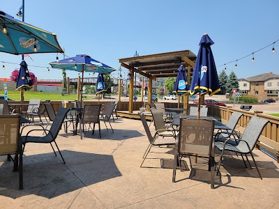 Shoreside Bar & Grill