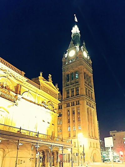 Off The Wall Theatre