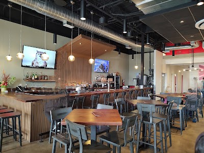 Red Bird Sandwich & Bar