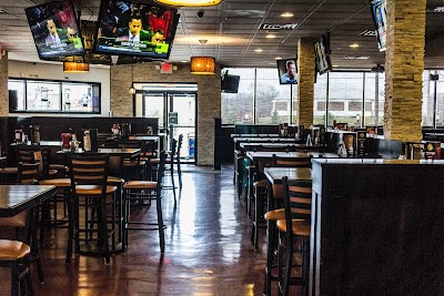 Bottoms Up Sports Bar & Grill