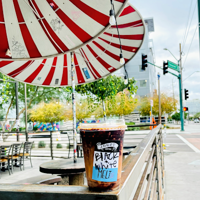 Jobot Coffee, Breakfast And Pizzeria