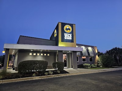 Buffalo Wild Wings Gril #3308