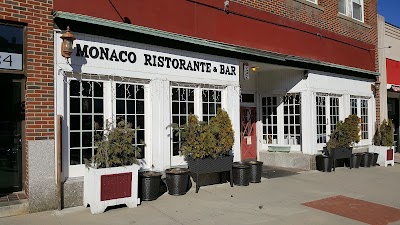 Monacos Ristorante 1 3