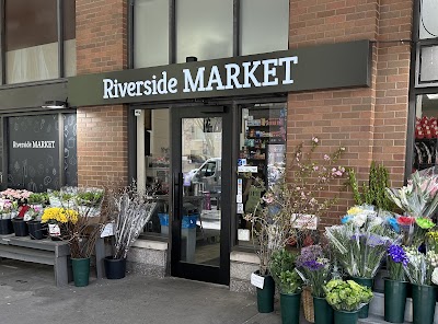 Riverside Market
