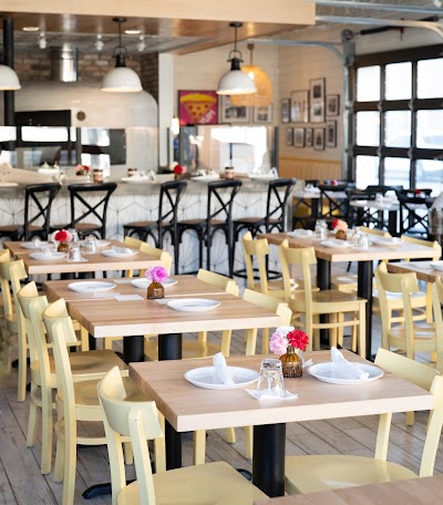 Bavaros Pizza Napoletana & Pasta