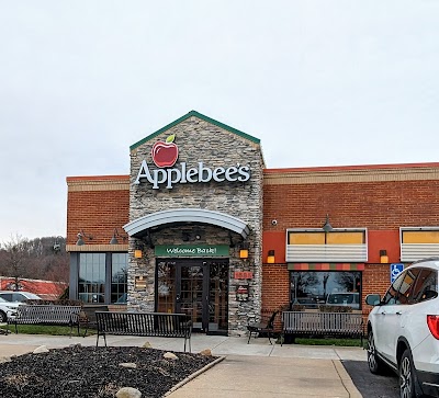 Applebees Neighborhood Grill & Bar