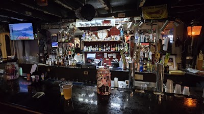Highlander Inn