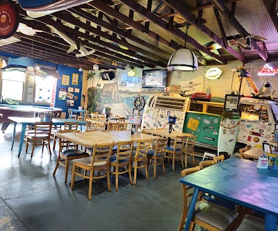 Bonzai Beach Club/wave Pizza