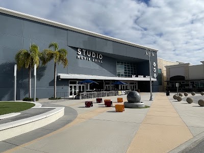Studio Movie Grill