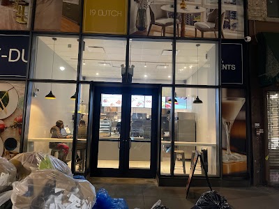 118 Fulton St Convenience