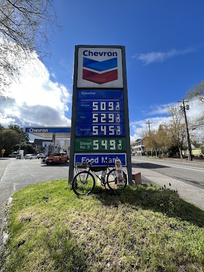 Ladd S Chevron