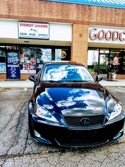 Everest Liquors