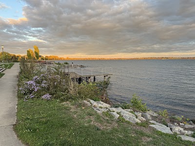 Lakefront Park