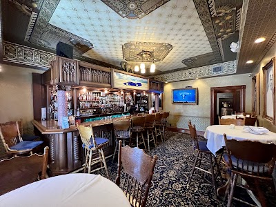 Rose Villa Southern Table