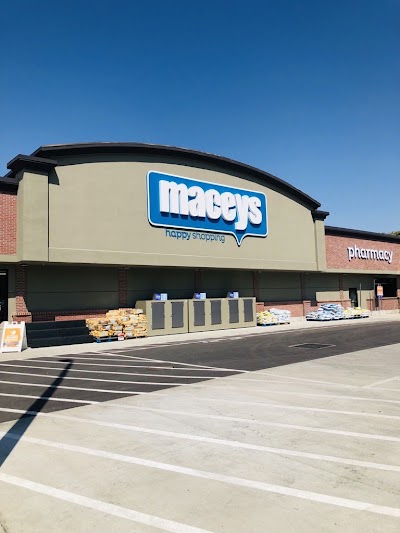 Maceys