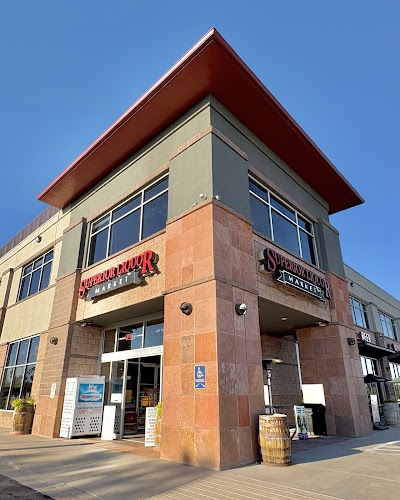 Superior Liquor Market