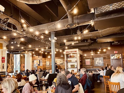 Pucketts Gro Restaurant