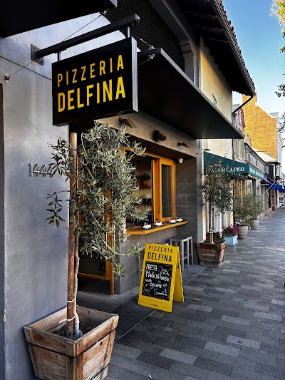 Pizzeria Delfina