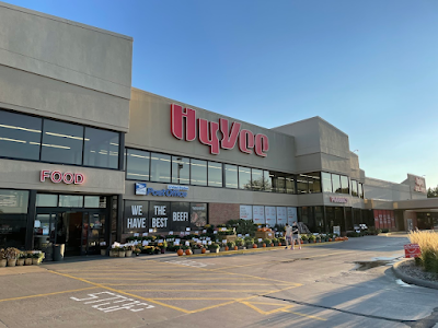 Hy Vee Food Store