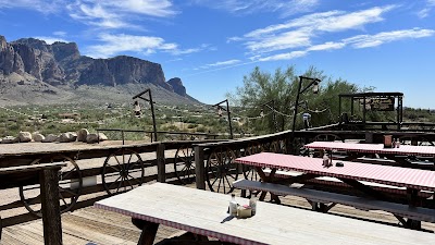 Mammoth Steakhouse & Saloon