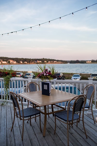 15 Point Road Restaurant