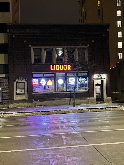 University Avenue Liquor