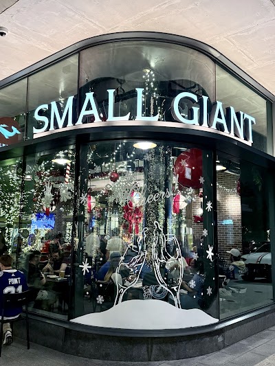 Small Giant - Bar And Restaurant