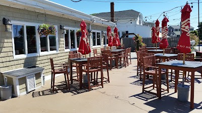 Localz Kitchen & Cocktails