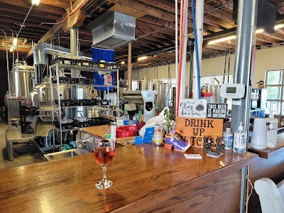 2 Witches Winery & Brewing Co