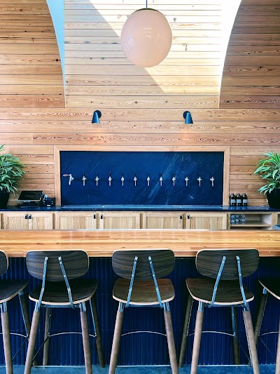 Chomp Kitchen & Drinks