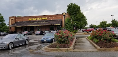 Buffalo Wild Wings Grill & Bar