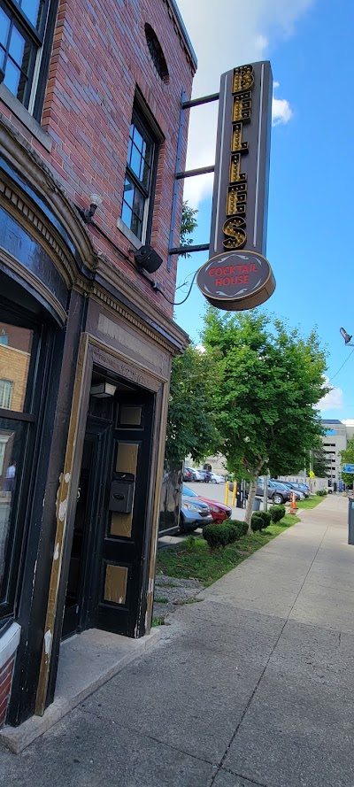 Belle's Cocktail House