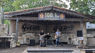 Guero's Oak Garden