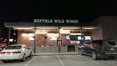 Buffalo Wild Wings Gril #700