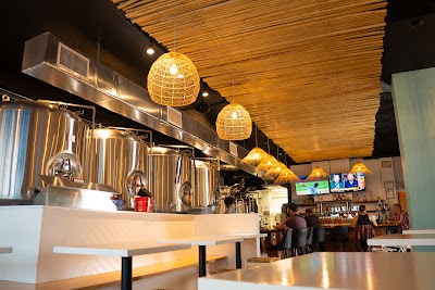 Olohana Brewpub By Kalihi Beer