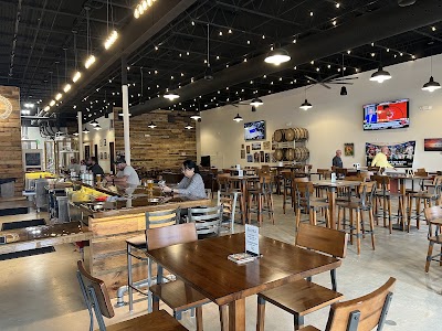 Frazier Creek Brewing & Distilling