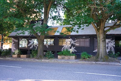 Broadway Cannabis Market - Sw Clay