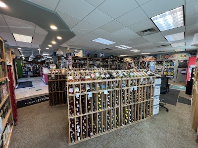 Steamboat Discount Liquor