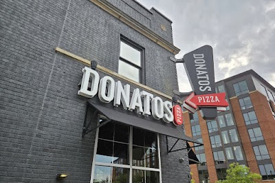 Donatos Pizza