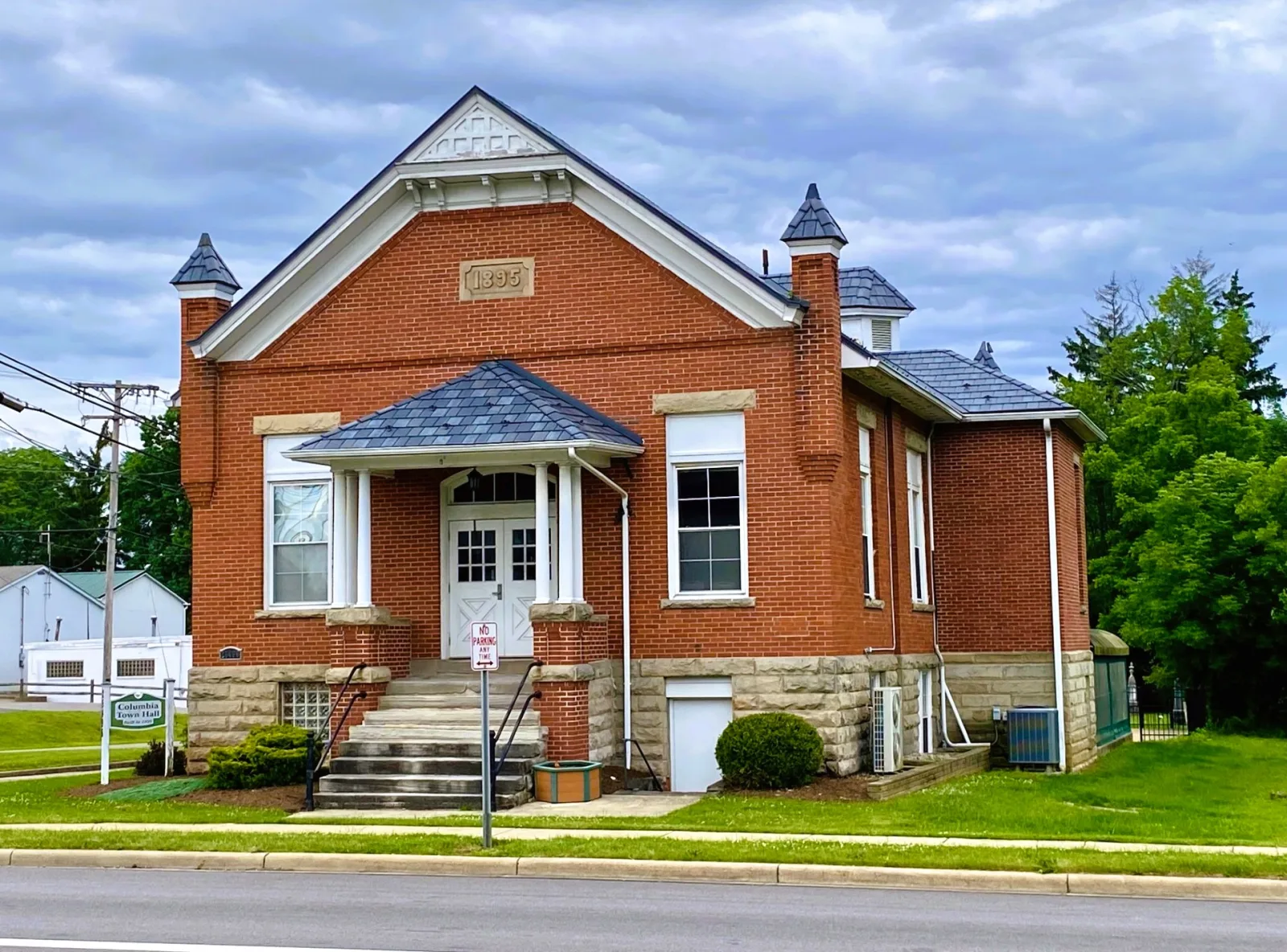 Columbia Station